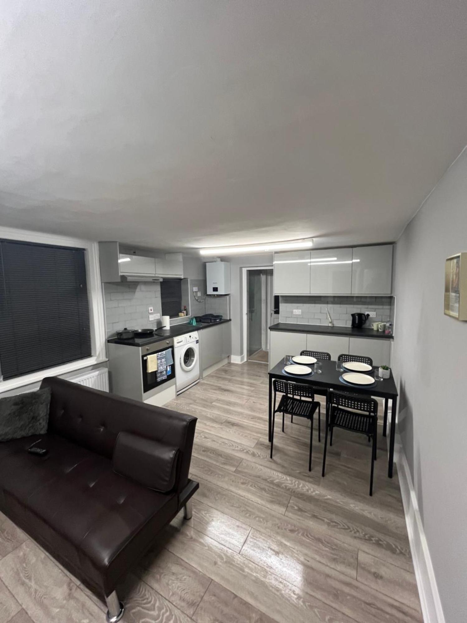 Super Central 2 Bed Flat London Exteriör bild