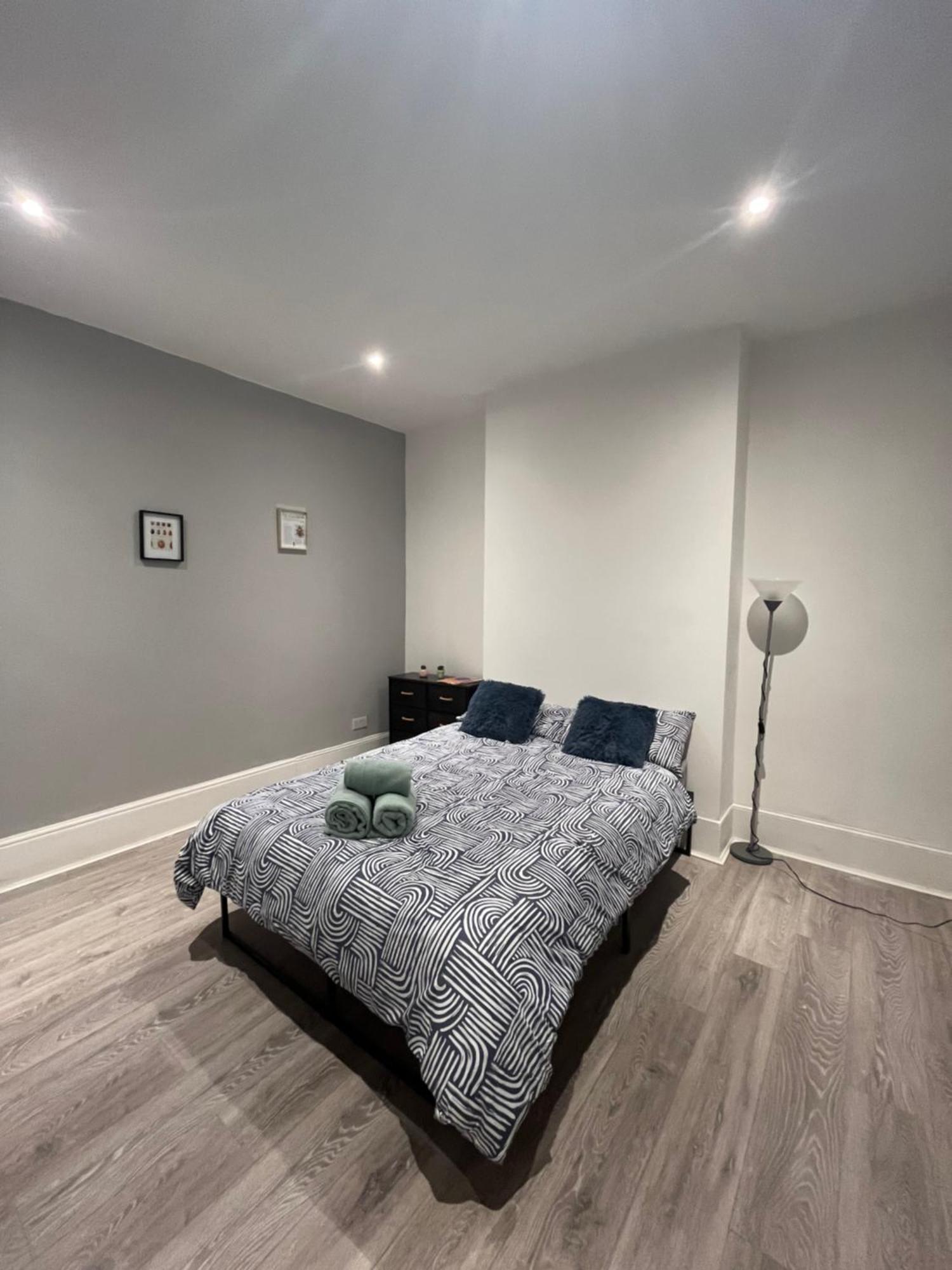 Super Central 2 Bed Flat London Exteriör bild